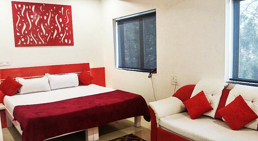 Hotel Talha Residency Нандед Екстериор снимка